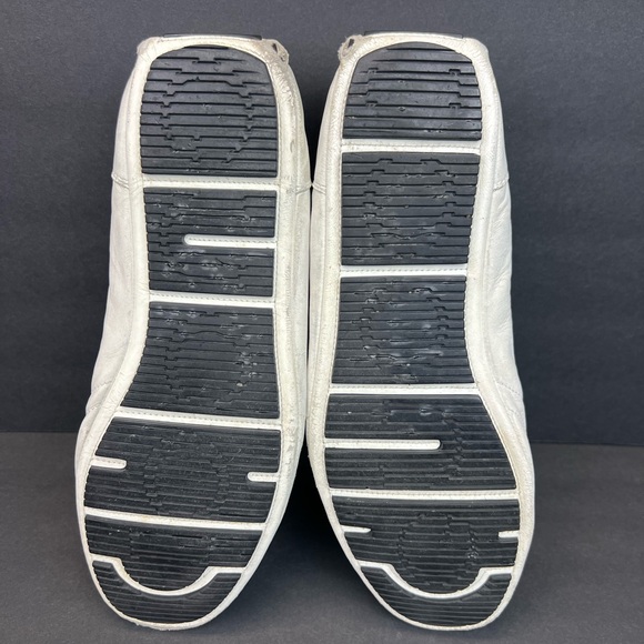 Gucci sneakers signature logo design Beige and cream Size 10.5-  11 - Picture 4 of 10